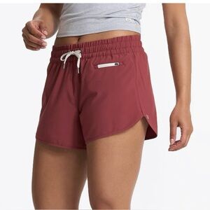 Vuori 4in clementine short in currant